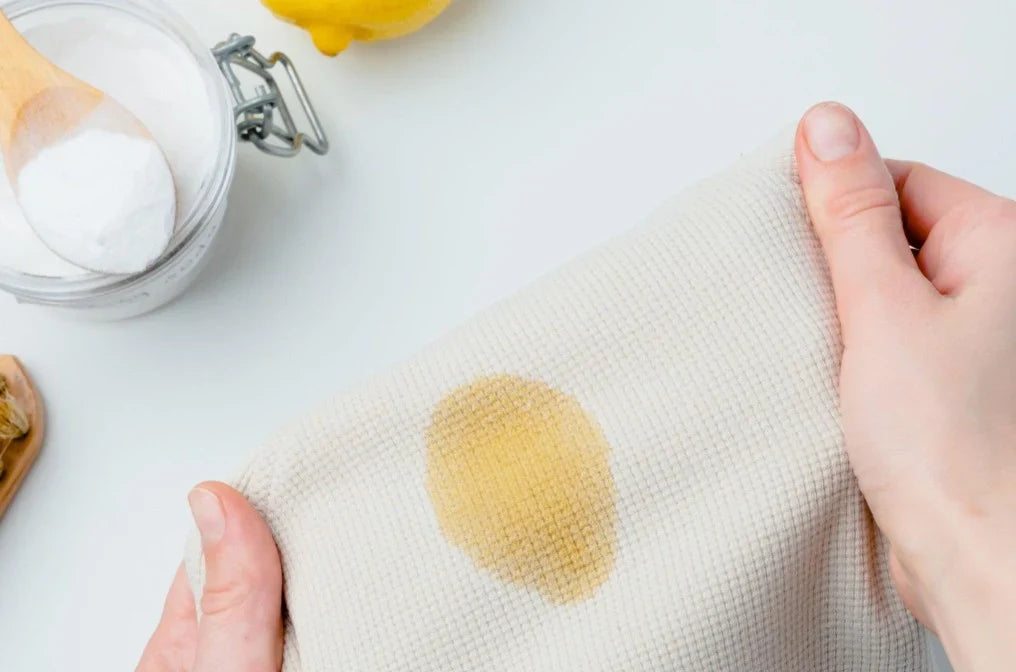 Comment enlever des taches de graisse sur les vêtements