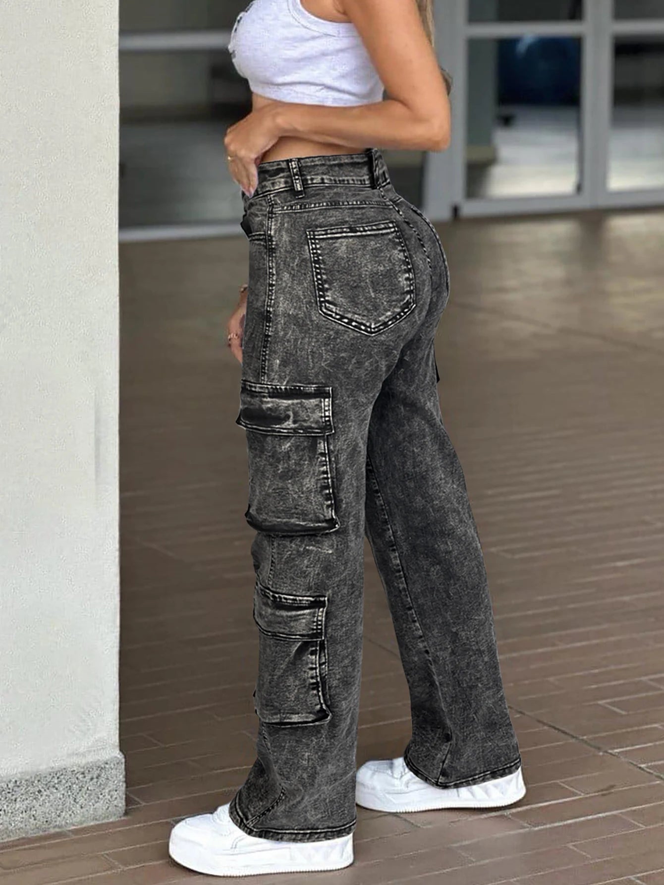 Jean Cargo, poches multi-abattes, style polyvalent
