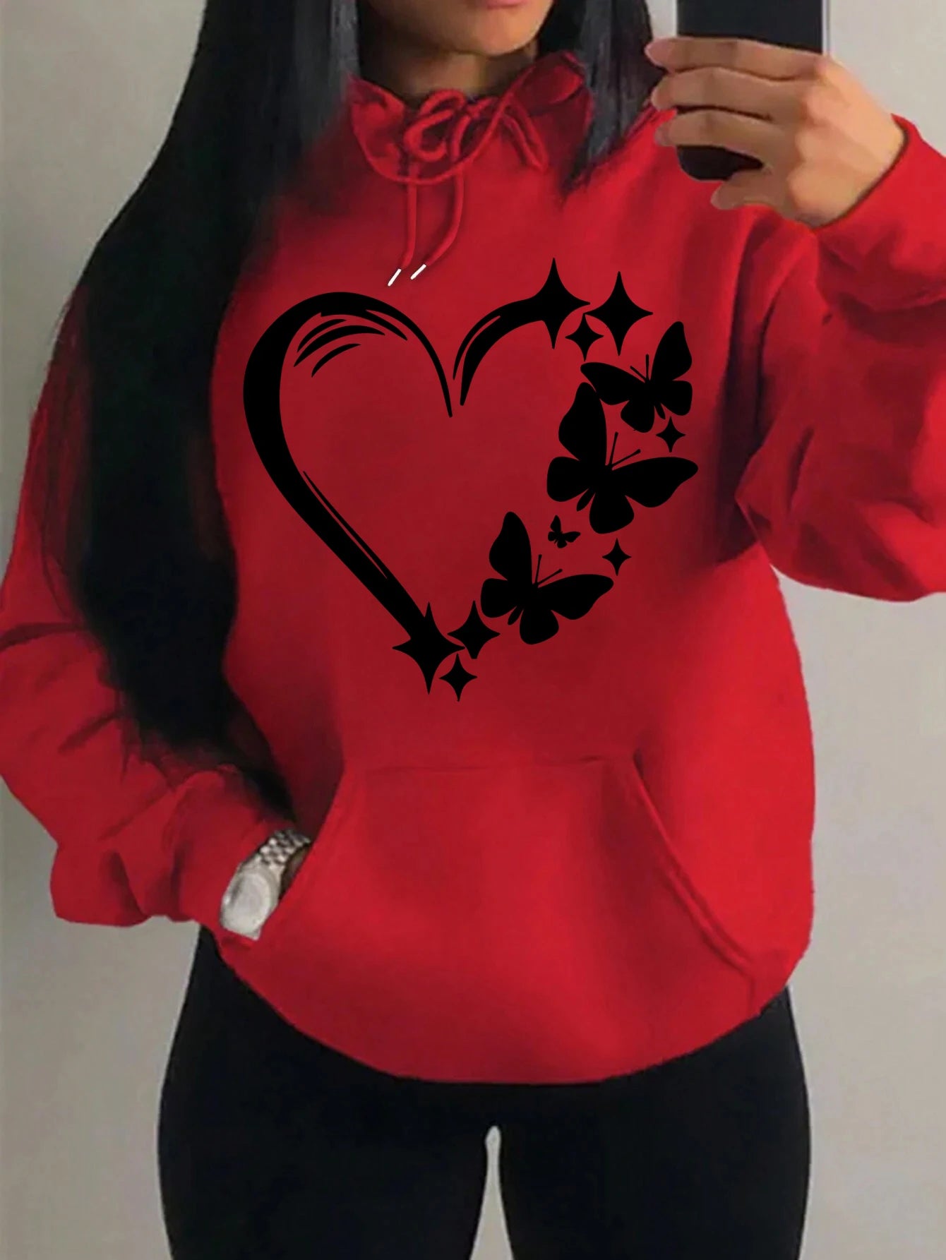 Sweat à capuche imprimé cœur et papillons noirs