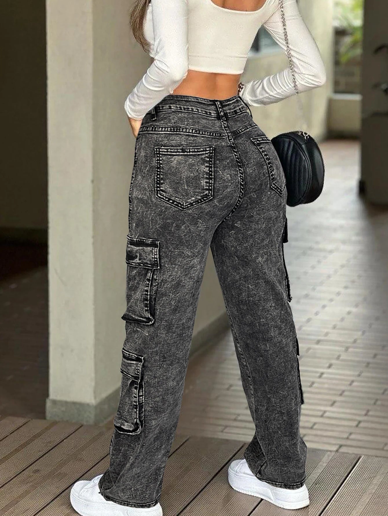 Jean Cargo, poches multi-abattes, style polyvalent