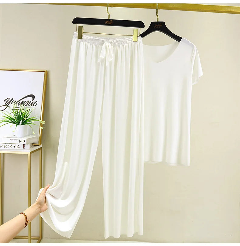 Ensemble haut et pantalon : la tenue idéale pour les vacances d'été