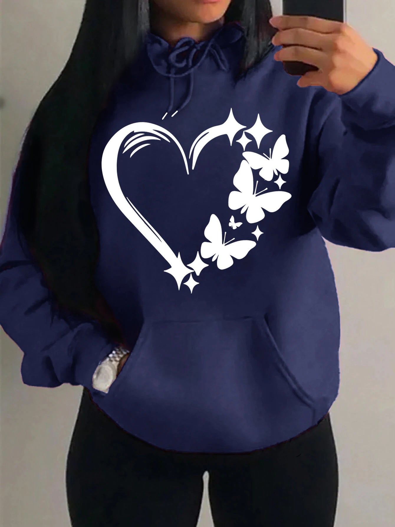 Sweat à capuche imprimé cœur et papillons noirs