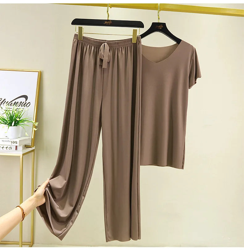 Ensemble haut et pantalon : la tenue idéale pour les vacances d'été