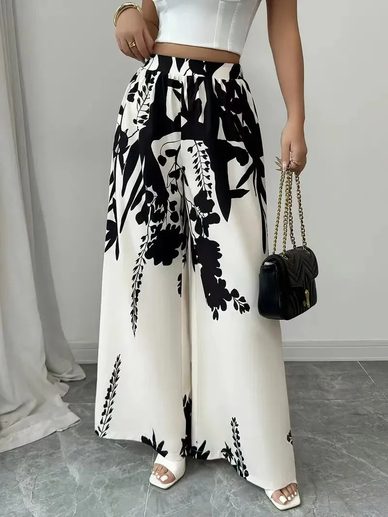 Pantalon évasé à motif floral, coupe ajustée pour les vacances