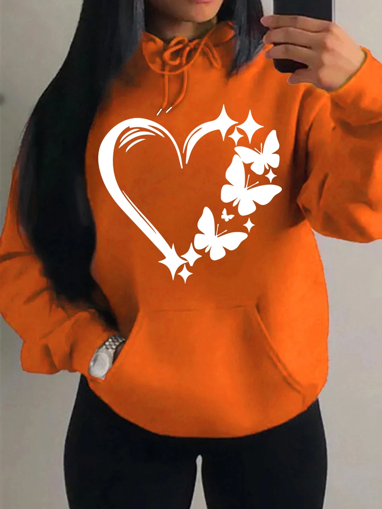 Sweat à capuche imprimé cœur et papillons noirs