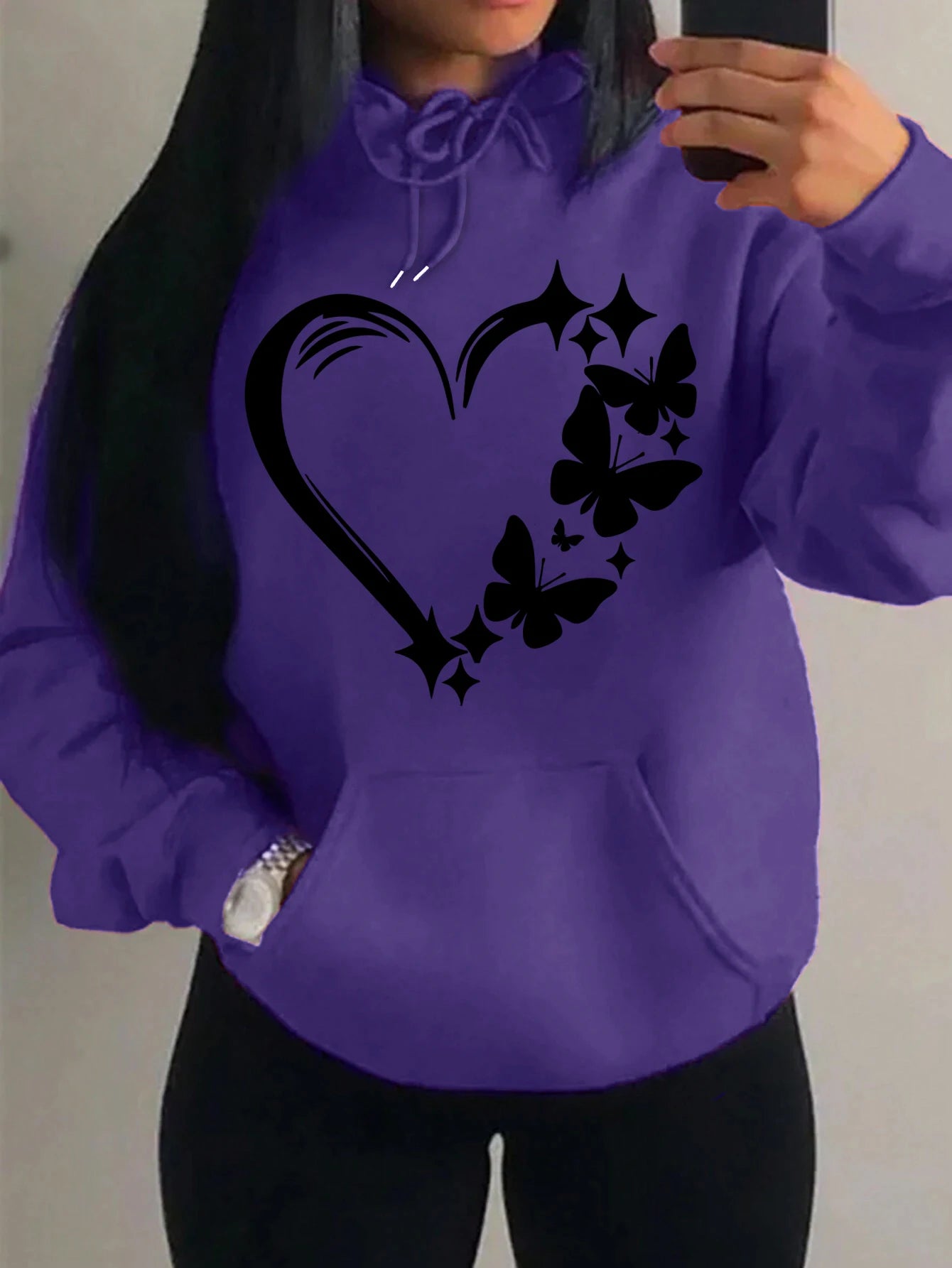 Sweat à capuche imprimé cœur et papillons noirs